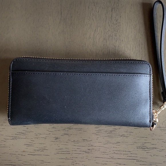 Kate Spade wallet - Picture 4 of 11